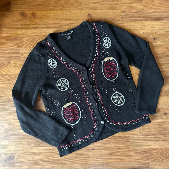 Sweaters - Women’s Vintage Medium Black Red Silver‎ Ugly Christmas Sweater Grandmacore
